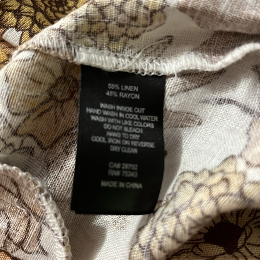 Linen Shorts - Picture 5 of 5